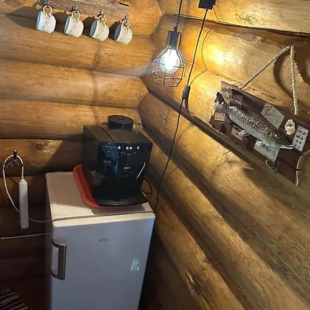 Semesterbostad Monus Palkmaja Muhu Maendide *